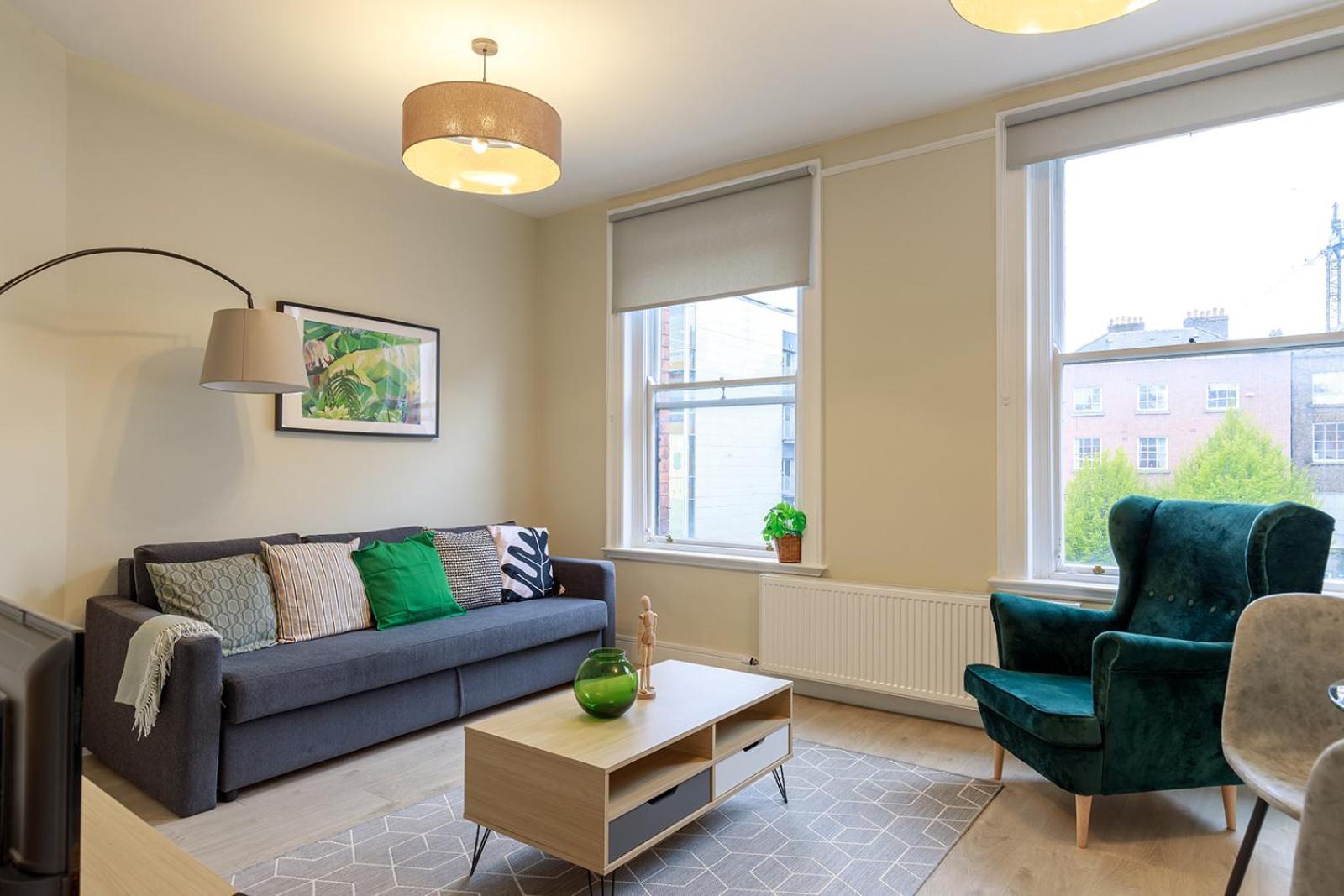 Dublin Castle Suites ภายนอก รูปภาพ