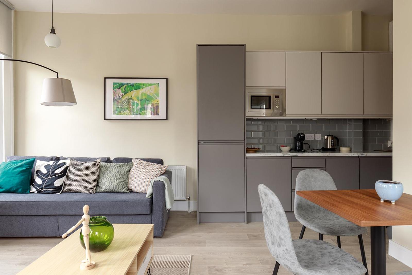 Dublin Castle Suites ภายนอก รูปภาพ