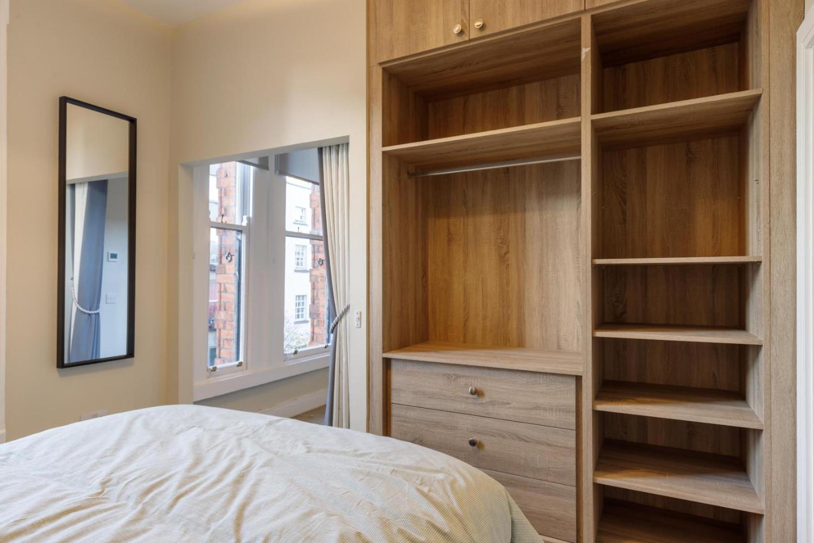 Dublin Castle Suites ภายนอก รูปภาพ