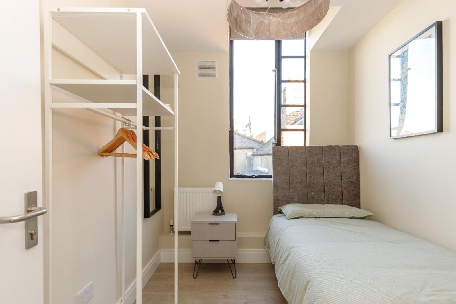 Dublin Castle Suites ภายนอก รูปภาพ